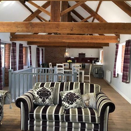 The Granary, Wolds Way Holiday Cottages, Spacious 3 Bed Cottage Cottingham  Dış mekan fotoğraf